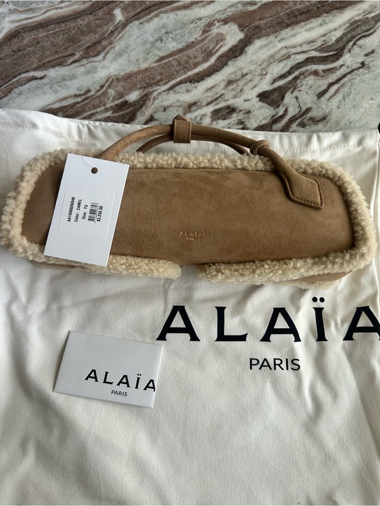 Handbags - Alaia teckel Tan Shearling Suede clutch Bag